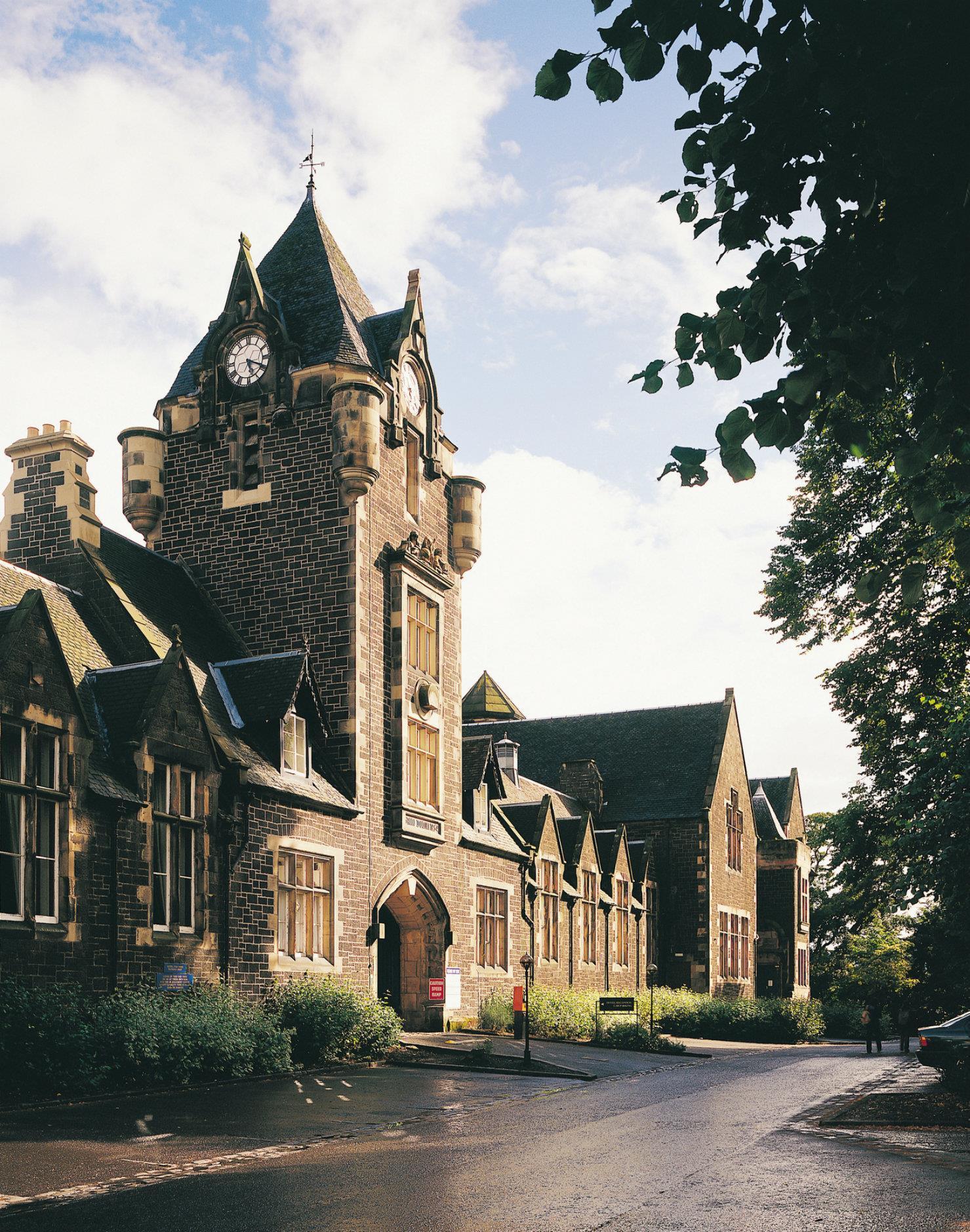 Stirling Highland Hotel- Part Of The Cairn Collection Exteriér fotografie